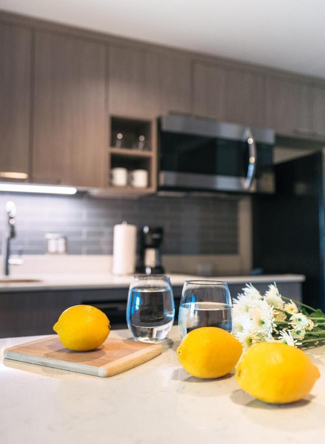Hyatt House Indianapolis Downtown Hotel Екстериор снимка