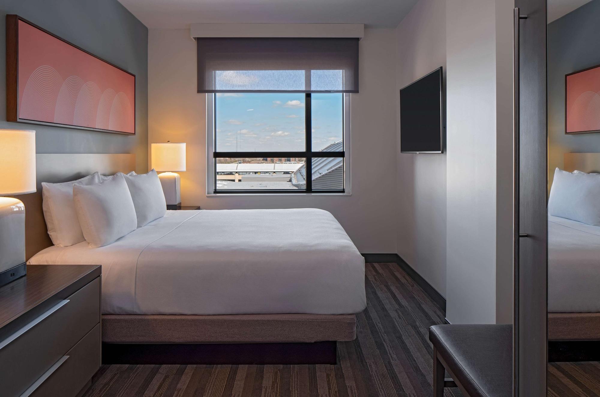 Hyatt House Indianapolis Downtown Hotel Екстериор снимка