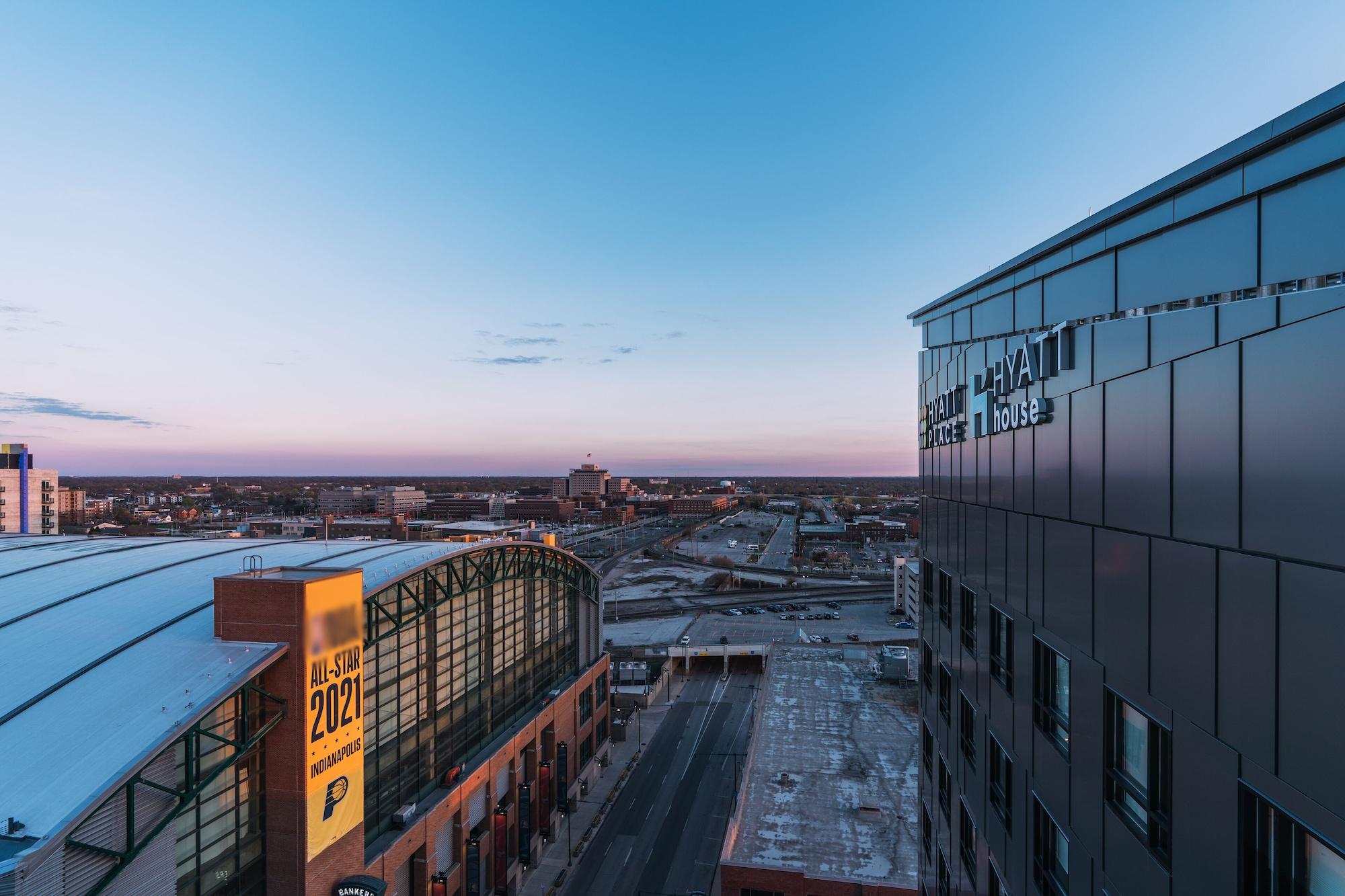 Hyatt House Indianapolis Downtown Hotel Екстериор снимка