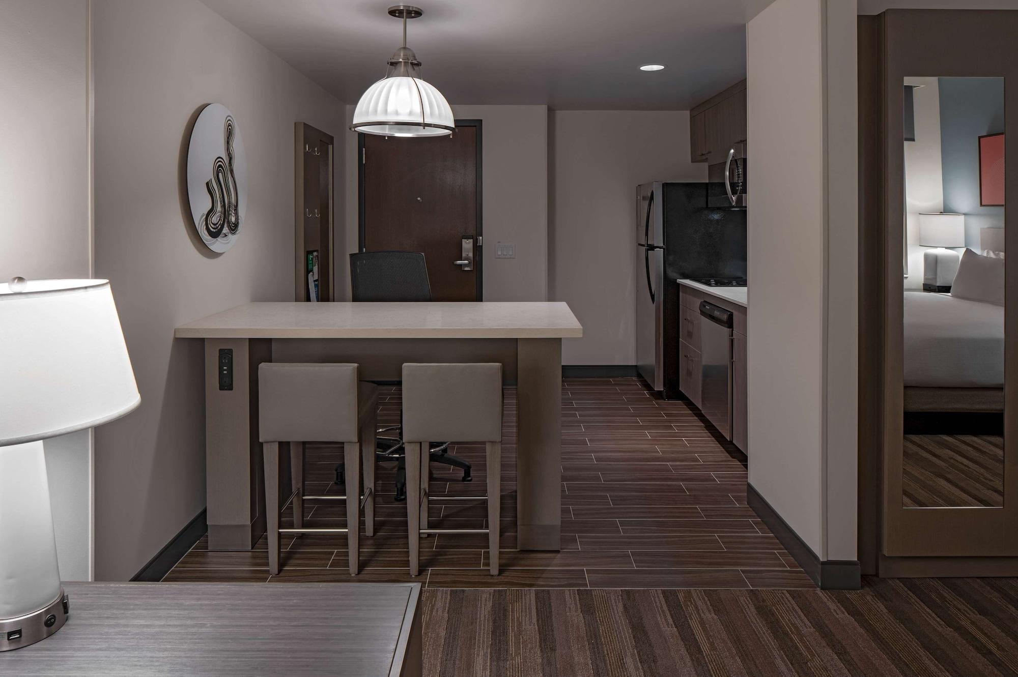 Hyatt House Indianapolis Downtown Hotel Екстериор снимка