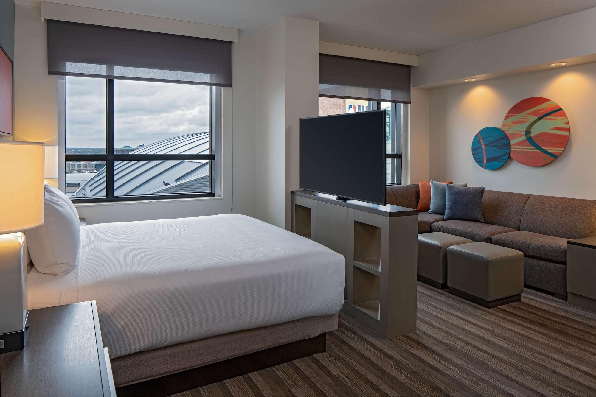 Hyatt House Indianapolis Downtown Hotel Екстериор снимка