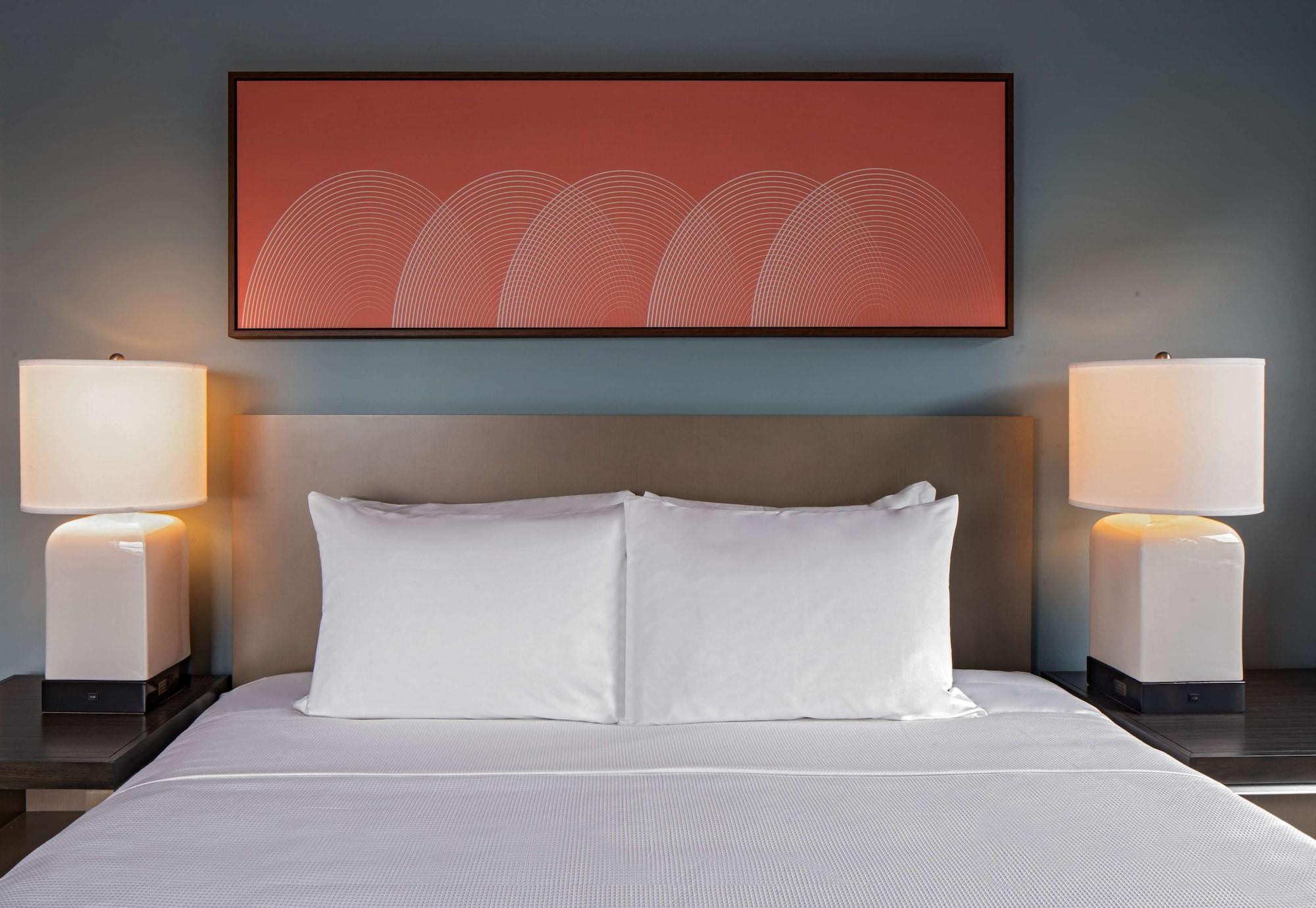 Hyatt House Indianapolis Downtown Hotel Екстериор снимка