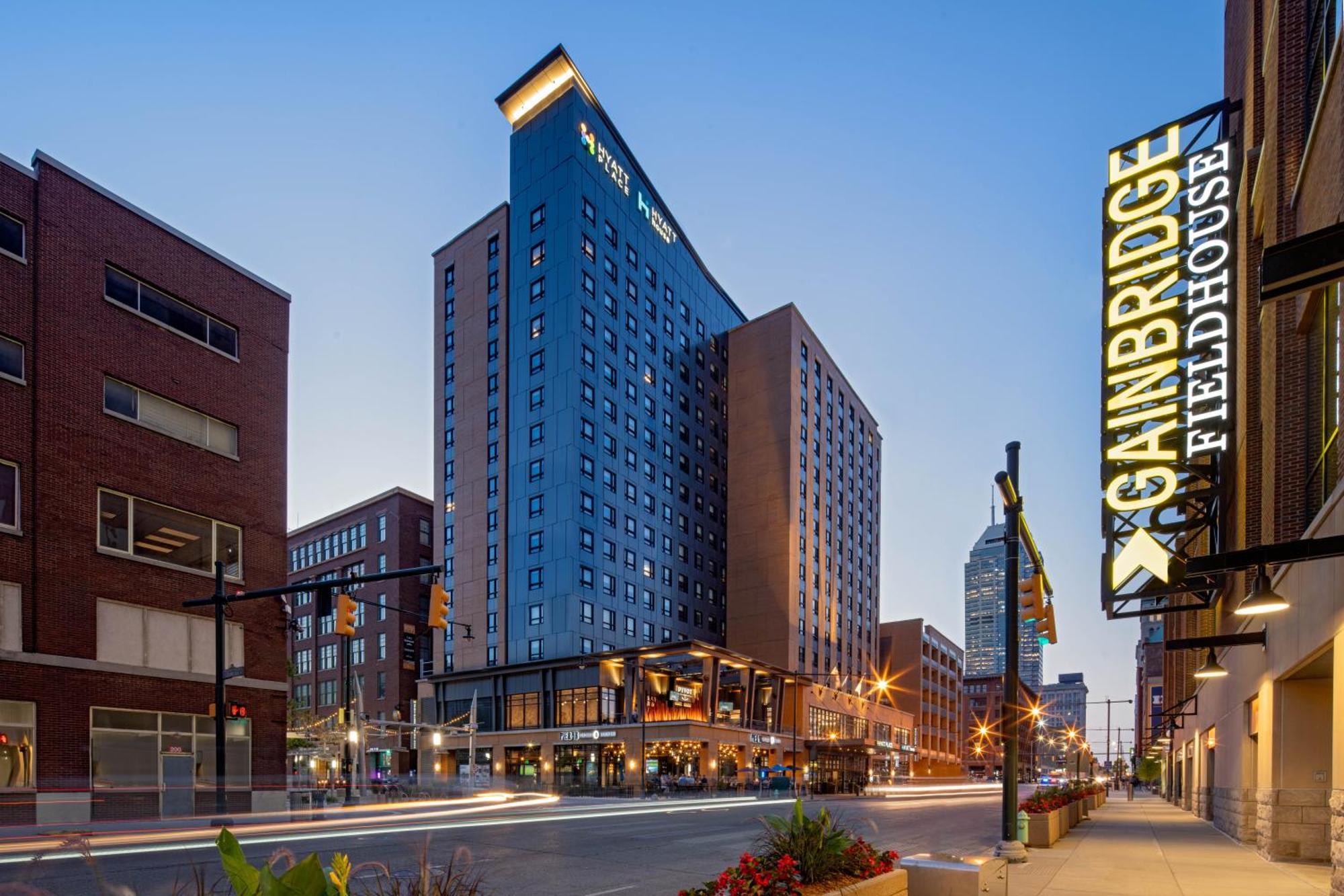 Hyatt House Indianapolis Downtown Hotel Екстериор снимка